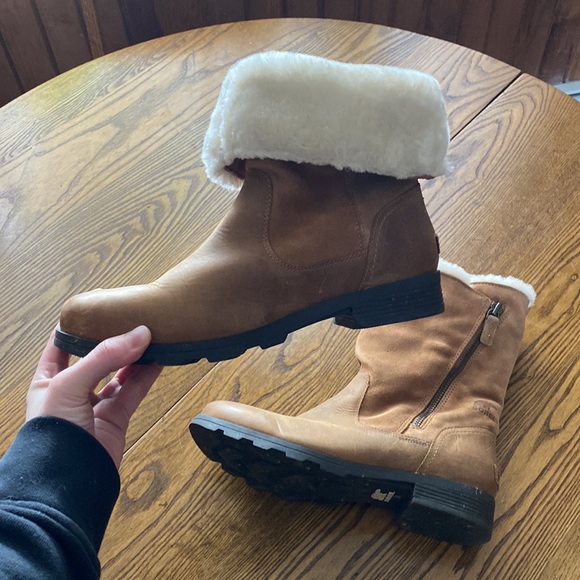 Sorel shearling boot - Picture 2 of 7